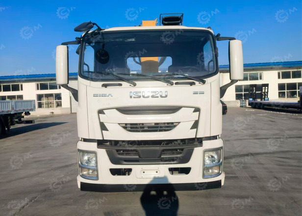 Бортовой грузовик ISUZU 6x4 дв 221kw c кму XCMG SQS250-5 гп 10 тонн 5 секций, стрела 18,6м кузо - Грузовик бортовой/ Платформа: фото 1 Бортовой грузовик ISUZU 6x4 дв 221kw c кму XCMG SQS250-5 гп 10 тонн 5 секций, стрела 18,6м кузо - Грузовик бортовой/ Платформа: фото 1