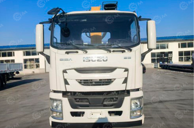 Бортовой грузовик ISUZU 6x4 дв 257kw гп 20 тонн c кму XCMG SQS250-5 гп 10 тонн 5 секций, стрела - Бортовой грузовик/ Платформа: фото 1 Бортовой грузовик ISUZU 6x4 дв 257kw гп 20 тонн c кму XCMG SQS250-5 гп 10 тонн 5 секций, стрела - Бортовой грузовик/ Платформа: фото 1