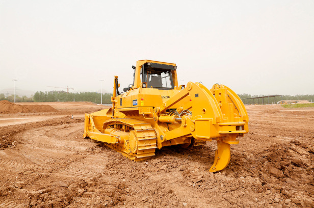 Бульдозер SEM 824F с одностоечным рыхлителем - Бульдозер: фото 1 Бульдозер SEM 824F с одностоечным рыхлителем - Бульдозер: фото 1