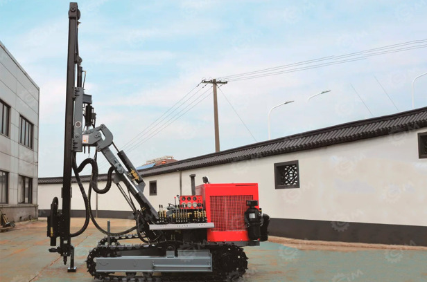 Буровая установка HONGWUHUAN HC726A - Буровая машина: фото 1 Буровая установка HONGWUHUAN HC726A - Буровая машина: фото 1