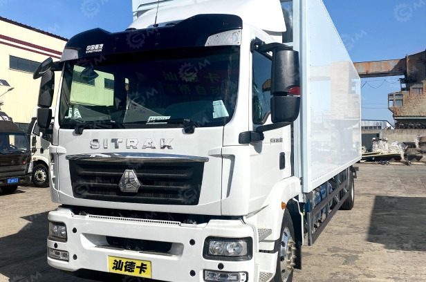 Фургон "Бабочка" на шасси ISUZU 4х2 дв 139kw фургон 5168×2300×2300 со спальником - Другая техника: фото 2 Фургон "Бабочка" на шасси ISUZU 4х2 дв 139kw фургон 5168×2300×2300 со спальником - Другая техника: фото 2