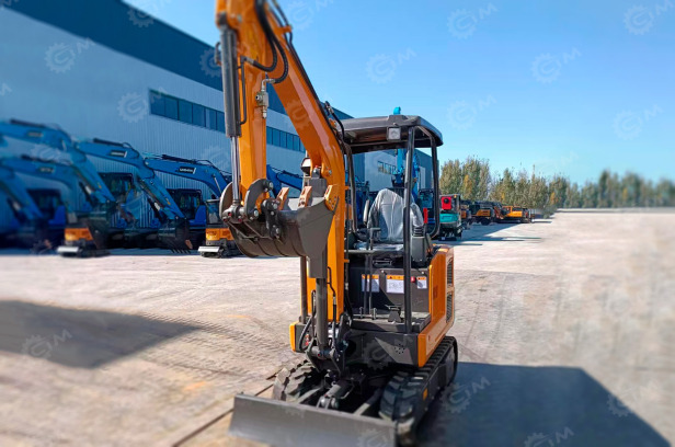 Экскаватор гусеничный YUGONG YG18 - Мини-экскаватор: фото 1 Экскаватор гусеничный YUGONG YG18 - Мини-экскаватор: фото 1