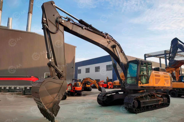 Экскаватор гусеничный YUGONG YG370 - Гусеничный экскаватор: фото 1 Экскаватор гусеничный YUGONG YG370 - Гусеничный экскаватор: фото 1