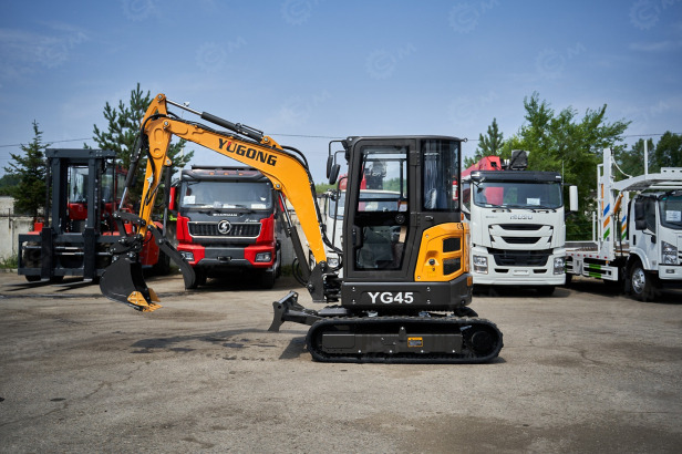 Экскаватор гусеничный YUGONG YG45 металлические гусеницы, ковш 0,2м3 - Мини-экскаватор: фото 1 Экскаватор гусеничный YUGONG YG45 металлические гусеницы, ковш 0,2м3 - Мини-экскаватор: фото 1
