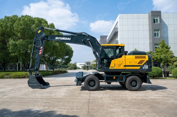 Экскаватор колесный HYUNDAI HW210 вес 21,9 т, ковш 1м3 - Колёсный экскаватор: фото 1 Экскаватор колесный HYUNDAI HW210 вес 21,9 т, ковш 1м3 - Колёсный экскаватор: фото 1