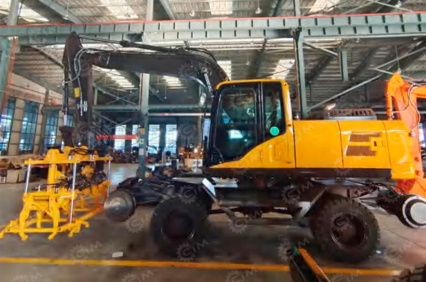 Экскаватор колесный YUGONG YG150S (комбинированный ход для жд), ковш 0,5м3, быстросъём - Колёсный экскаватор: фото 1 Экскаватор колесный YUGONG YG150S (комбинированный ход для жд), ковш 0,5м3, быстросъём - Колёсный экскаватор: фото 1