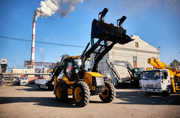 Экскаватор-погрузчик YUGONG 488CX дв YUCHAI, подогрев двигателя, мосты и КП carraro, телескопич - Экскаватор-погрузчик: фото 1 Экскаватор-погрузчик YUGONG 488CX дв YUCHAI, подогрев двигателя, мосты и КП carraro, телескопич - Экскаватор-погрузчик: фото 1