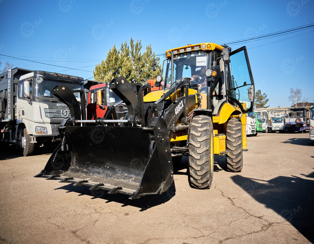 Экскаватор погрузчик YUGONG 488CX с мостами carraro - Экскаватор-погрузчик: фото 1 Экскаватор погрузчик YUGONG 488CX с мостами carraro - Экскаватор-погрузчик: фото 1