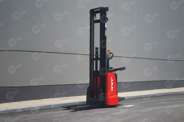 Электрический вилочный штабелер JAC CDD15 гп 1,5т высота 4,5м, шины полиуретановые, раздвижные - Штабелер: фото 1 Электрический вилочный штабелер JAC CDD15 гп 1,5т высота 4,5м, шины полиуретановые, раздвижные - Штабелер: фото 1