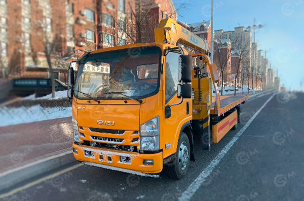 Эвакуатор на шасси ISUZU 4x2 дв 139kw Elf P700 с КМУ XCMG SQS125-4 гп 5т сдвижная платформа бри - Эвакуатор: фото 1 Эвакуатор на шасси ISUZU 4x2 дв 139kw Elf P700 с КМУ XCMG SQS125-4 гп 5т сдвижная платформа бри - Эвакуатор: фото 1