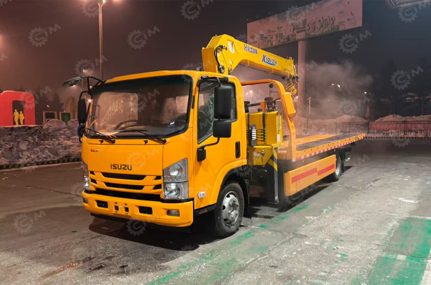 Эвакуатор на шасси ISUZU 4x2 дв 139kw Elf P700 с КМУ XCMG SQS125-4 гп 5т сдвижная платформа леб - Эвакуатор: фото 1 Эвакуатор на шасси ISUZU 4x2 дв 139kw Elf P700 с КМУ XCMG SQS125-4 гп 5т сдвижная платформа леб - Эвакуатор: фото 1