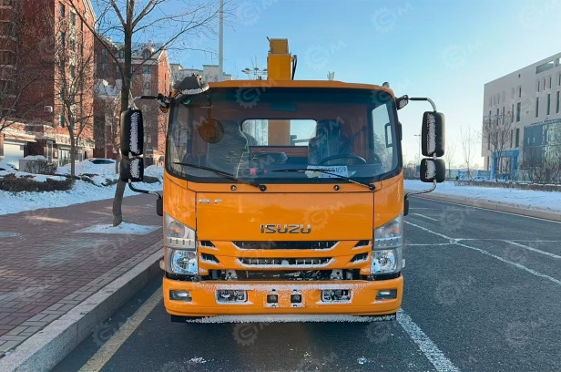 Эвакуатор на шасси ISUZU 4x2 дв 139kw гп 5т, с КМУ WANBANG SQS100-3 гп 4т сдвижная платформа, о - Эвакуатор: фото 2 Эвакуатор на шасси ISUZU 4x2 дв 139kw гп 5т, с КМУ WANBANG SQS100-3 гп 4т сдвижная платформа, о - Эвакуатор: фото 2