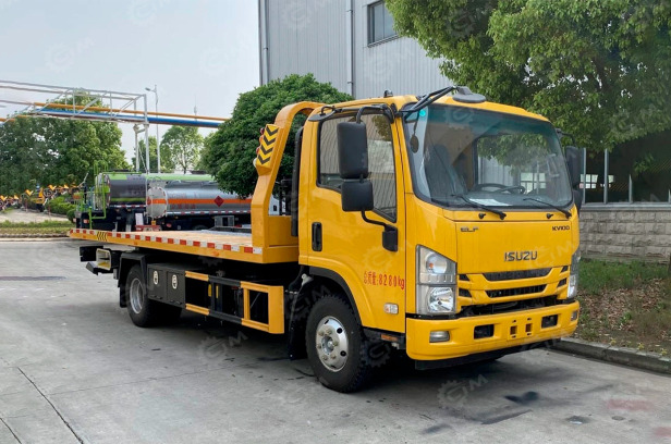 Эвакуатор на шасси ISUZU 4x2 дв 139kw гп 5т сдвижная платформа 5,6м подъёмный механизм (новый) - Эвакуатор: фото 1 Эвакуатор на шасси ISUZU 4x2 дв 139kw гп 5т сдвижная платформа 5,6м подъёмный механизм (новый) - Эвакуатор: фото 1