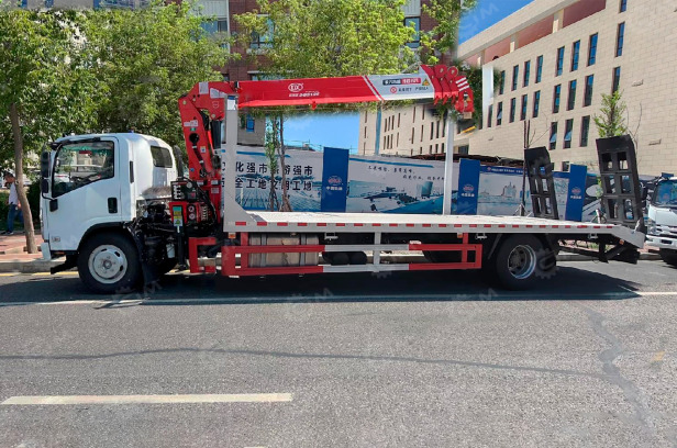 Эвакуатор на шасси ISUZU 6x4 дв 221Kw гп 12т КМУ XCMG SQS125-4 гп 5т, платформа не сдвижная, с - Эвакуатор: фото 1 Эвакуатор на шасси ISUZU 6x4 дв 221Kw гп 12т КМУ XCMG SQS125-4 гп 5т, платформа не сдвижная, с - Эвакуатор: фото 1