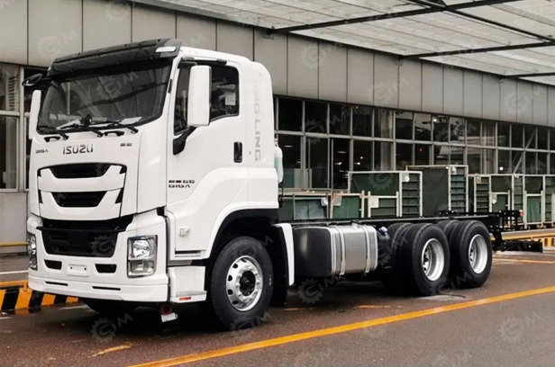 Эвакуатор на шасси ISUZU 6x4 дв 338Kw гп 21т гидравлические сходни, лебедка 6т CHENG LI - Эвакуатор: фото 1 Эвакуатор на шасси ISUZU 6x4 дв 338Kw гп 21т гидравлические сходни, лебедка 6т CHENG LI - Эвакуатор: фото 1