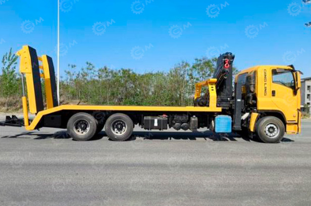 Эвакуатор на шасси ISUZU 8x4 дв 338Kw гп 23т с гидравлическим КМУ XCMG SQZ330-6 гп 16т, гидравл - Эвакуатор: фото 1 Эвакуатор на шасси ISUZU 8x4 дв 338Kw гп 23т с гидравлическим КМУ XCMG SQZ330-6 гп 16т, гидравл - Эвакуатор: фото 1