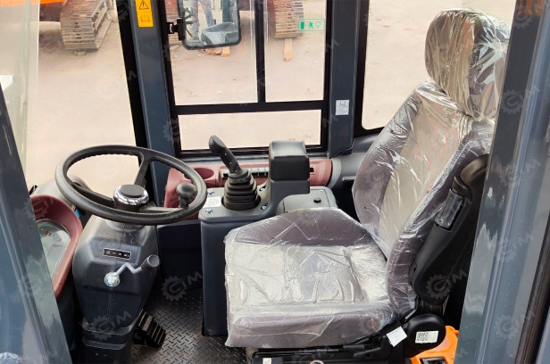 Фронтальный погрузчик LONKING LG833GB - Фронтальный погрузчик: фото 2 Фронтальный погрузчик LONKING LG833GB - Фронтальный погрузчик: фото 2