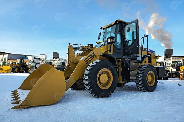 Фронтальный погрузчик Shandong SEM 636D джойстик, кондиционер + дополнительные комплектации - Колёсный погрузчик: фото 1 Фронтальный погрузчик Shandong SEM 636D джойстик, кондиционер + дополнительные комплектации - Колёсный погрузчик: фото 1