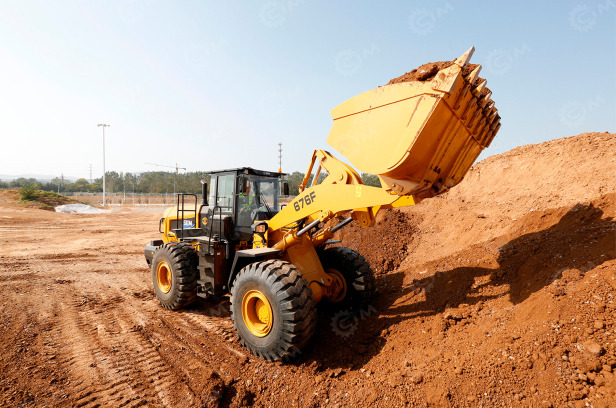 Фронтальный погрузчик Shandong SEM 676F скальный ковш 4,5м3 - Фронтальный погрузчик: фото 2 Фронтальный погрузчик Shandong SEM 676F скальный ковш 4,5м3 - Фронтальный погрузчик: фото 2