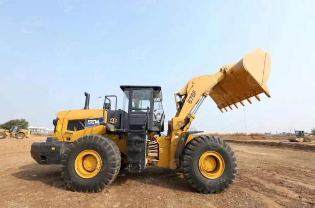 Фронтальный погрузчик Shandong SEM 676F скальный ковш 4,5м3 - Фронтальный погрузчик: фото 3 Фронтальный погрузчик Shandong SEM 676F скальный ковш 4,5м3 - Фронтальный погрузчик: фото 3
