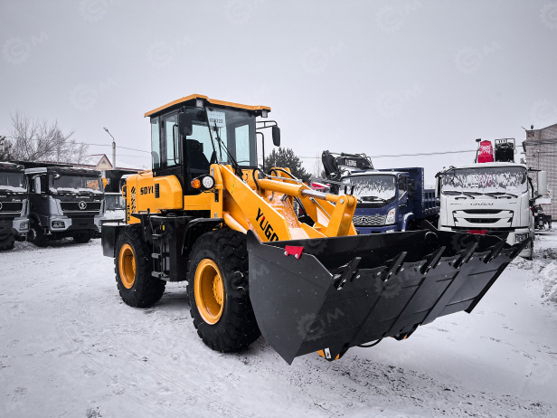 Фронтальный погрузчик YUGONG 933L джойстик, кондиционер, быстросъём, 3 контура гидролинии, ковш - Колёсный погрузчик: фото 1 Фронтальный погрузчик YUGONG 933L джойстик, кондиционер, быстросъём, 3 контура гидролинии, ковш - Колёсный погрузчик: фото 1