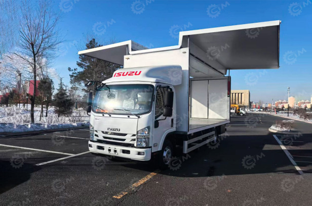 Фургон Бабочка на шасси ISUZU 4х4 дв 139Kw фургон 6050х2300х2300 - Грузовик с закрытым кузовом: фото 1 Фургон Бабочка на шасси ISUZU 4х4 дв 139Kw фургон 6050х2300х2300 - Грузовик с закрытым кузовом: фото 1