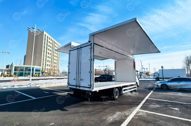 Фургон Бабочка на шасси ISUZU 6х4 дв 221Kw гп 14т кузов 9600х2450х2600 алюминиевые борта - Грузовик с закрытым кузовом: фото 1 Фургон Бабочка на шасси ISUZU 6х4 дв 221Kw гп 14т кузов 9600х2450х2600 алюминиевые борта - Грузовик с закрытым кузовом: фото 1