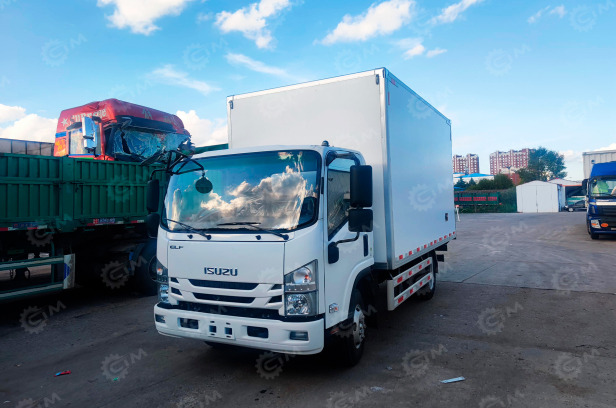 Фургон изотермический на шасси ISUZU 4х2 дв 110 kw гп 4т (4500х2200х2200) - Изотермический грузовик: фото 1 Фургон изотермический на шасси ISUZU 4х2 дв 110 kw гп 4т (4500х2200х2200) - Изотермический грузовик: фото 1