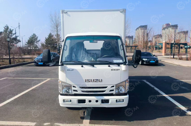 Фургон промтоварный на шасси ISUZU 4х2 дв 88 kw кабина 100P гп 4т (фургон 4250х1850х1810) - Грузовик с закрытым кузовом: фото 1 Фургон промтоварный на шасси ISUZU 4х2 дв 88 kw кабина 100P гп 4т (фургон 4250х1850х1810) - Грузовик с закрытым кузовом: фото 1