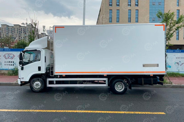 Фургон рефрижератор на шасси ISUZU 4х2 дв 139kw гп 6 тонн (фургон 5200х2300х2200, холодильная у - Рефрижератор: фото 1 Фургон рефрижератор на шасси ISUZU 4х2 дв 139kw гп 6 тонн (фургон 5200х2300х2200, холодильная у - Рефрижератор: фото 1
