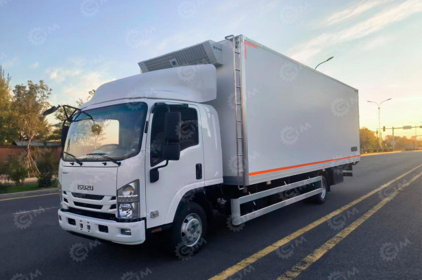 Фургон рефрижератор на шасси ISUZU 4х2 дв 139kw гп 7 тонн (фургон 5500х2200х2200, холодильная у - Рефрижератор: фото 1 Фургон рефрижератор на шасси ISUZU 4х2 дв 139kw гп 7 тонн (фургон 5500х2200х2200, холодильная у - Рефрижератор: фото 1