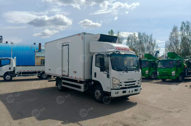 Фургон рефрижератор на шасси ISUZU 4х2 дв 151kw кабина Elf гп 6 тонн (фургон 7350х2490х2570, ав - Рефрижератор: фото 2 Фургон рефрижератор на шасси ISUZU 4х2 дв 151kw кабина Elf гп 6 тонн (фургон 7350х2490х2570, ав - Рефрижератор: фото 2