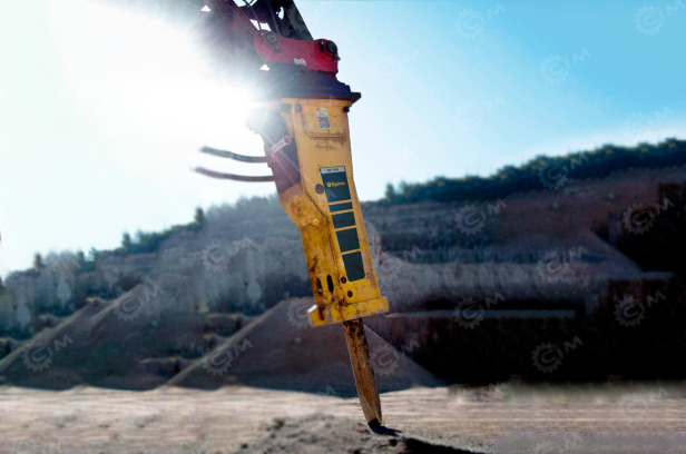 Гидравлический молот Epiroc MB 1500 для гусеничного экскаватора Hyundai R210NLC-9 - Гидромолот: фото 1 Гидравлический молот Epiroc MB 1500 для гусеничного экскаватора Hyundai R210NLC-9 - Гидромолот: фото 1