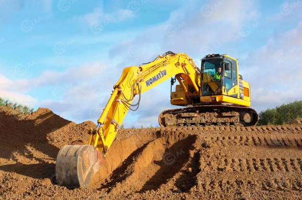 Гусеничный экскаватор KOMATSU PC70-11MO ковш с захватом, мульчер - Гусеничный экскаватор: фото 5 Гусеничный экскаватор KOMATSU PC70-11MO ковш с захватом, мульчер - Гусеничный экскаватор: фото 5
