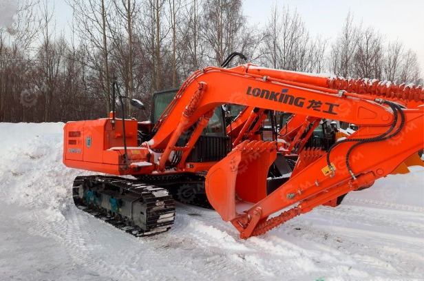 Гусеничный экскаватор LONKING CDM6135 с отвалом масса 13,6т, ковш 0,56м3 - Гусеничный экскаватор: фото 5 Гусеничный экскаватор LONKING CDM6135 с отвалом масса 13,6т, ковш 0,56м3 - Гусеничный экскаватор: фото 5