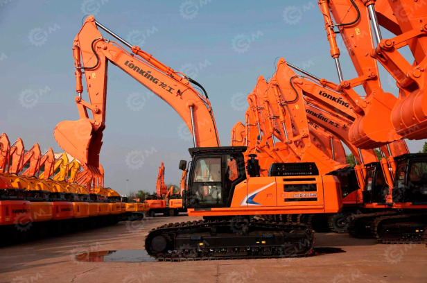 Гусеничный экскаватор LONKING CDМ6376 масса 39.3т, ковш 1.9м3 - Гусеничный экскаватор: фото 1 Гусеничный экскаватор LONKING CDМ6376 масса 39.3т, ковш 1.9м3 - Гусеничный экскаватор: фото 1