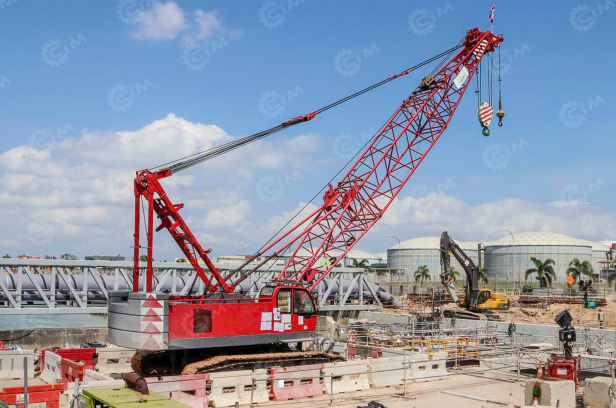 Гусеничный кран Fuwa FW100 гп 100т - Гусеничный кран: фото 1 Гусеничный кран Fuwa FW100 гп 100т - Гусеничный кран: фото 1