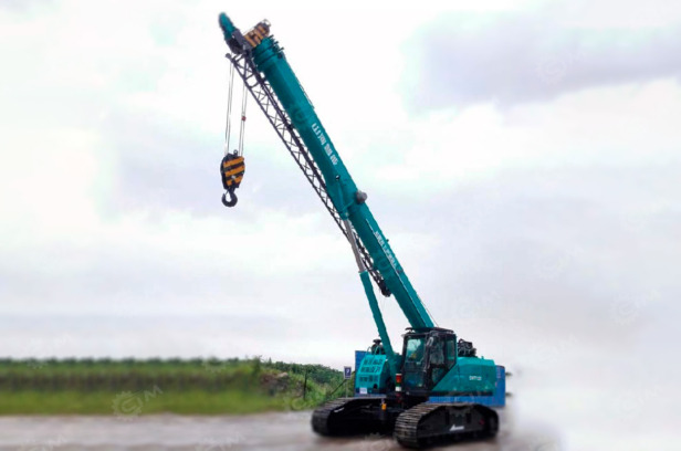 Гусеничный кран с телескопической стрелой Sunward SWTC260E - Гусеничный кран: фото 1 Гусеничный кран с телескопической стрелой Sunward SWTC260E - Гусеничный кран: фото 1
