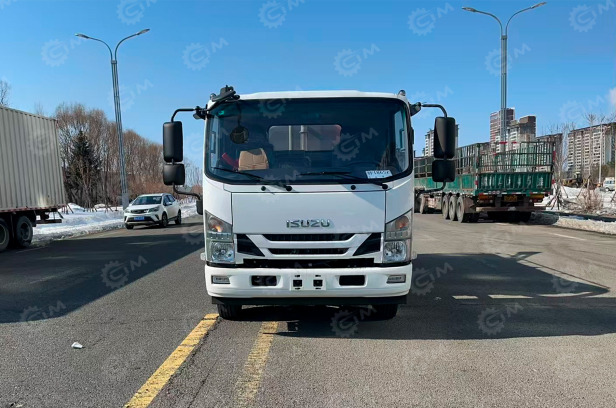 Илосос на шасси ISUZU 4x2 дв 139kw объем бочки 5м3 насос SK-20 1200м3ч усиленная рама - Ассенизатор, илосос: фото 1 Илосос на шасси ISUZU 4x2 дв 139kw объем бочки 5м3 насос SK-20 1200м3ч усиленная рама - Ассенизатор, илосос: фото 1