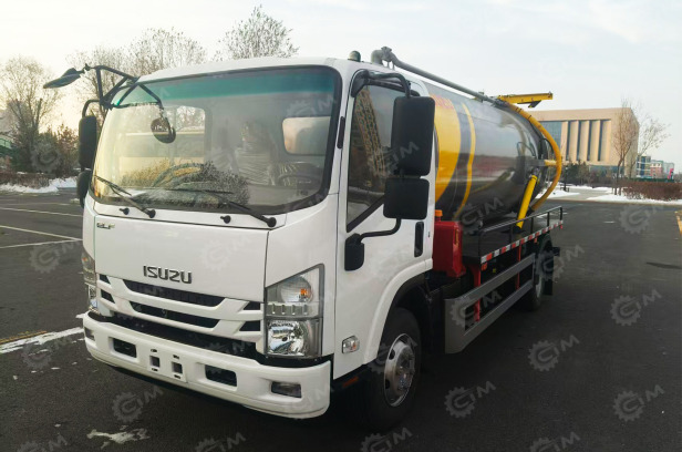 Илосос на шасси ISUZU 4x2 дв 139kw объем бочки 8м3 насос XD-420 - Ассенизатор, илосос: фото 1 Илосос на шасси ISUZU 4x2 дв 139kw объем бочки 8м3 насос XD-420 - Ассенизатор, илосос: фото 1