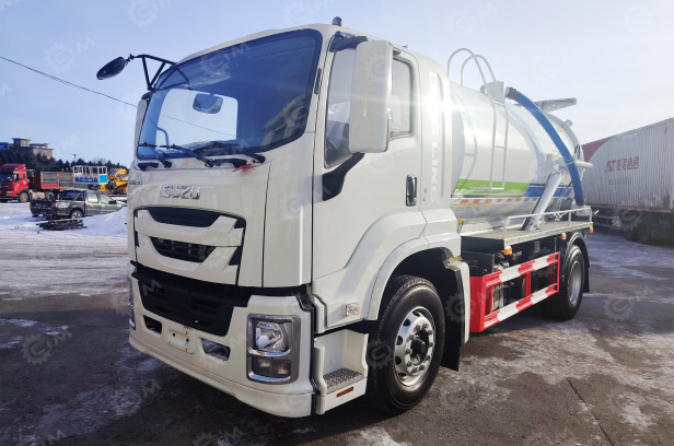 Илосос на шасси ISUZU 4x2 дв 151KW бочка 12м3 насос Weilong 65QZXDH-1107000 110л/сек - Ассенизатор: фото 1 Илосос на шасси ISUZU 4x2 дв 151KW бочка 12м3 насос Weilong 65QZXDH-1107000 110л/сек - Ассенизатор: фото 1