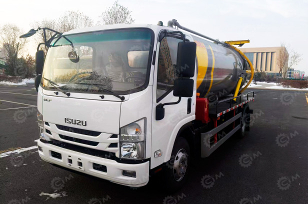 Илосос на шасси ISUZU 4x4 дв 139kw бочка 10м3 насос Jurop DL 250, подогрев бочки - Ассенизатор, илосос: фото 1 Илосос на шасси ISUZU 4x4 дв 139kw бочка 10м3 насос Jurop DL 250, подогрев бочки - Ассенизатор, илосос: фото 1