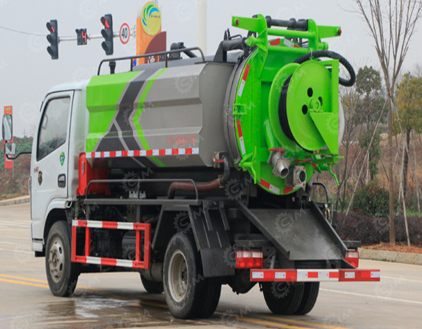 Илосос с размывом (каналопромывочная машина) на шасси ISUZU 4x2 дв 139kw бочка для сточных вод 5 м³, чистой воды 3 м³ насос 300 м³/ч - Ассенизатор: фото 1 Илосос с размывом (каналопромывочная машина) на шасси ISUZU 4x2 дв 139kw бочка для сточных вод 5 м³, чистой воды 3 м³ насос 300 м³/ч - Ассенизатор: фото 1