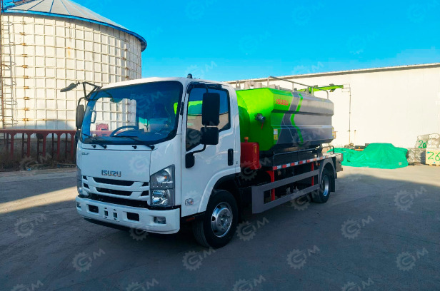 Илосос с размывом (каналопромывочная машина) на шасси ISUZU 4x2 дв 139kw бочка для сточных вод - Ассенизатор, илосос: фото 1 Илосос с размывом (каналопромывочная машина) на шасси ISUZU 4x2 дв 139kw бочка для сточных вод - Ассенизатор, илосос: фото 1