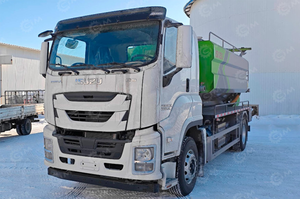 Илосос с размывом (каналопромывочная машина) на шасси ISUZU 4x2 дв 151kw бочка для сточных вод - Ассенизатор, илосос: фото 2 Илосос с размывом (каналопромывочная машина) на шасси ISUZU 4x2 дв 151kw бочка для сточных вод - Ассенизатор, илосос: фото 2