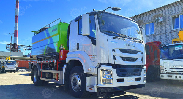 Илосос с размывом (каналопромывочная машина) на шасси ISUZU 4x2 дв 151kw бочка для сточных вод - Ассенизатор, илосос: фото 1 Илосос с размывом (каналопромывочная машина) на шасси ISUZU 4x2 дв 151kw бочка для сточных вод - Ассенизатор, илосос: фото 1