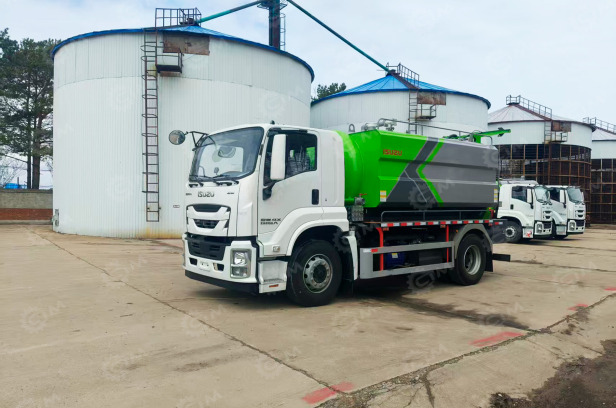 Илосос с размывом (каналопромывочная машина) на шасси ISUZU 4x2 дв. 177kw бочка для сточных вод - Ассенизатор, илосос: фото 1 Илосос с размывом (каналопромывочная машина) на шасси ISUZU 4x2 дв. 177kw бочка для сточных вод - Ассенизатор, илосос: фото 1