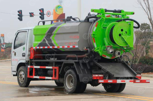 Илосос с размывом (каналопромывочная машина) на шасси ISUZU 4x4 дв 139kw бочка для сточных вод - Ассенизатор: фото 1 Илосос с размывом (каналопромывочная машина) на шасси ISUZU 4x4 дв 139kw бочка для сточных вод - Ассенизатор: фото 1