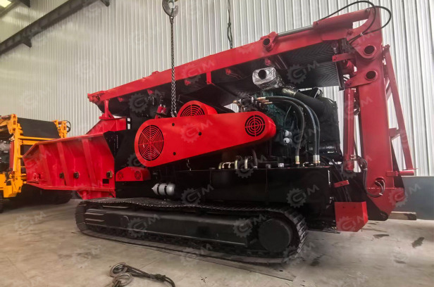 Измельчитель древесины HX1400DYK-1100 на гусеничном ходу, производительность 25-30т/ч - Измельчитель древесины: фото 1 Измельчитель древесины HX1400DYK-1100 на гусеничном ходу, производительность 25-30т/ч - Измельчитель древесины: фото 1