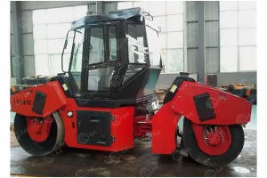Каток тандемный LUTONG LTС210 с кабиной масса 10т - Каток: фото 1 Каток тандемный LUTONG LTС210 с кабиной масса 10т - Каток: фото 1